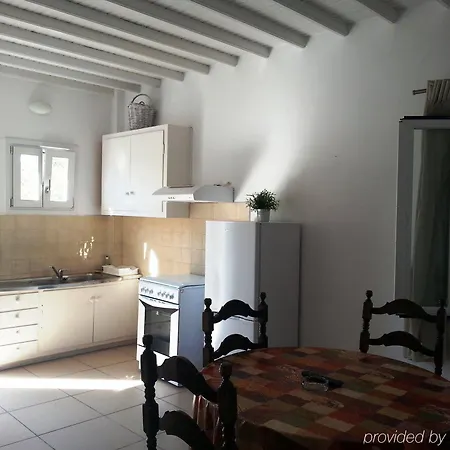 Guest house White Myth